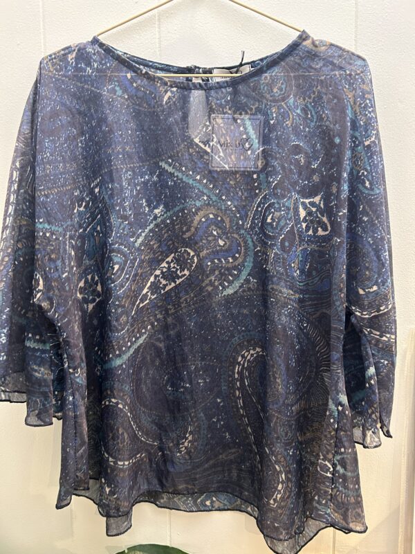 Bluse Rita - Blå paisley mønster - Billede 2