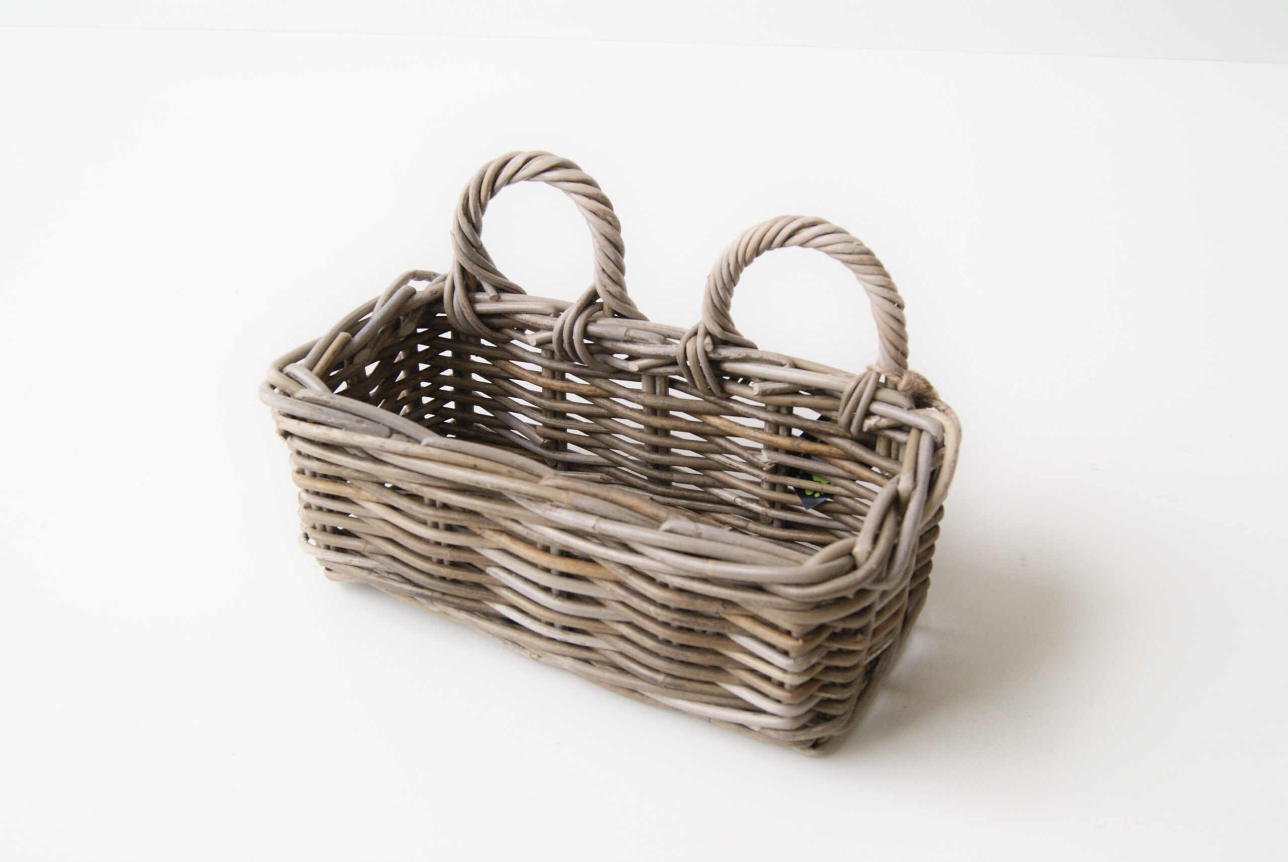 Vægkurv grå rattan m/hank